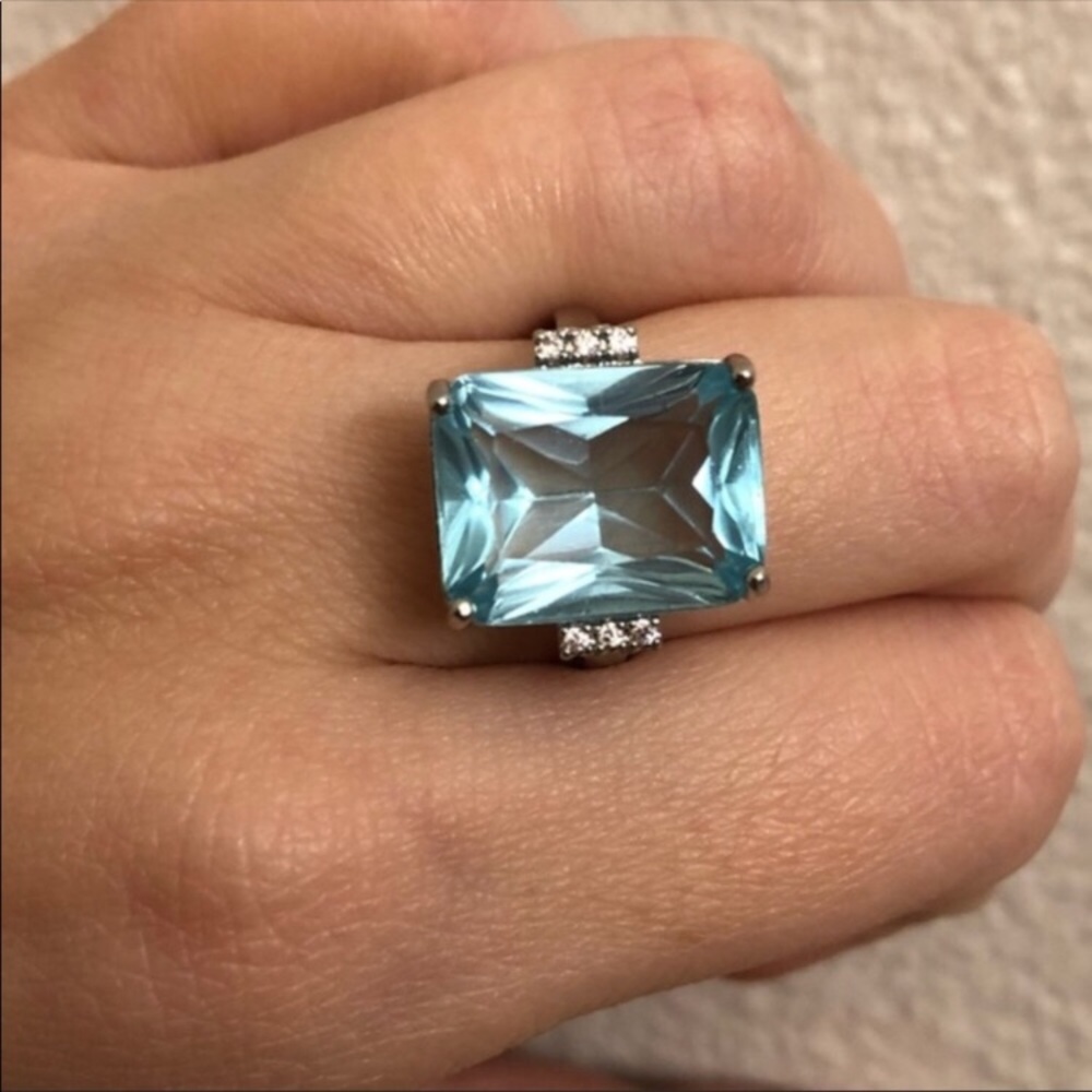 Luxury 925 Silver Emerald Cut Aquamarine Ring - Picture 4 of 5